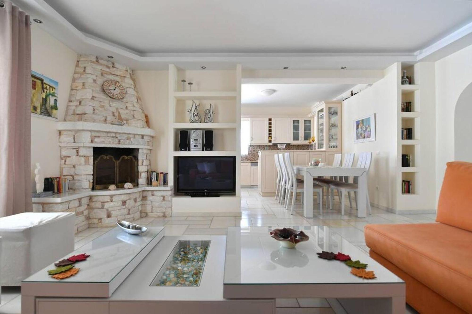 Villa Dionysos In Aliki Екстериор снимка