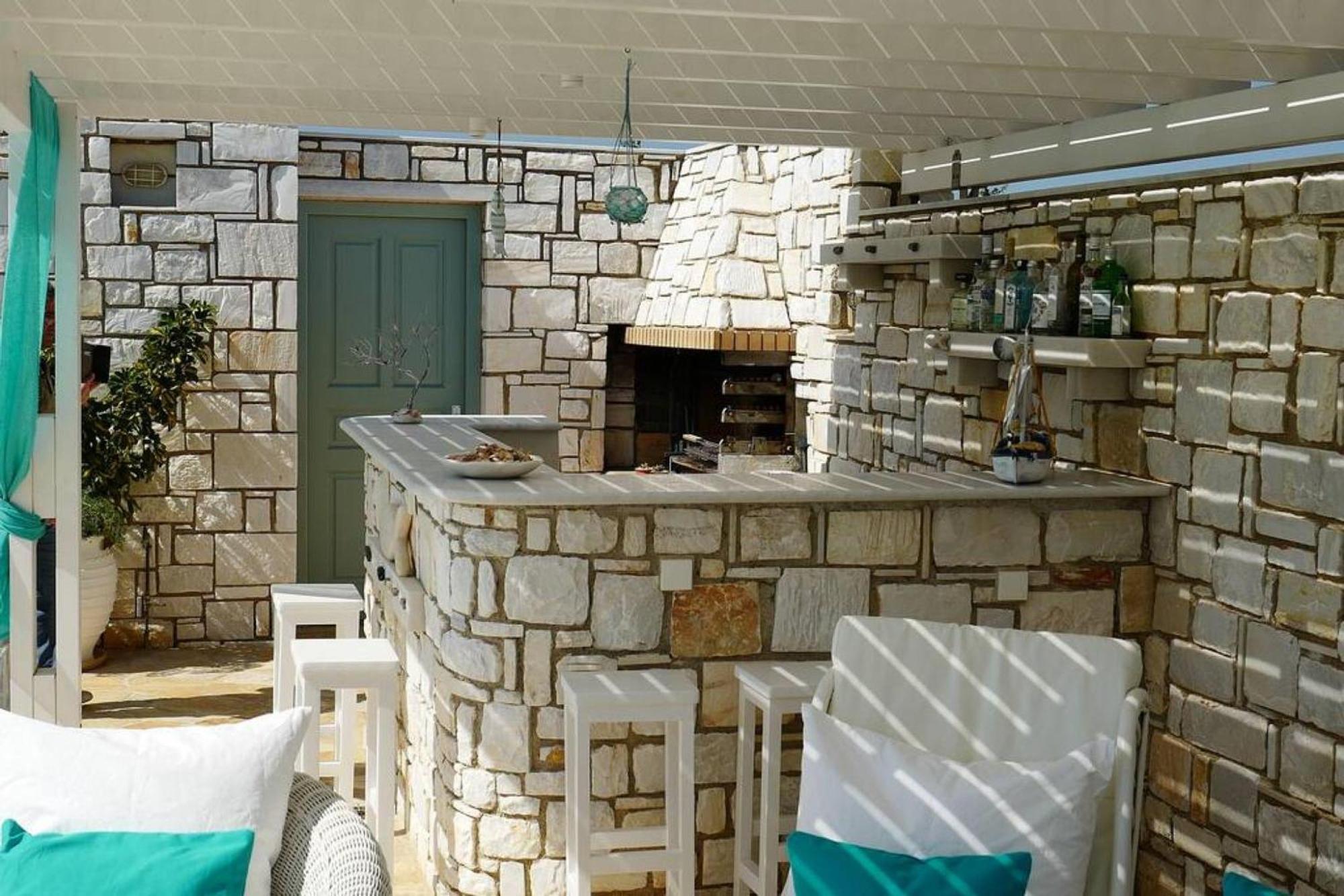 Villa Dionysos In Aliki Екстериор снимка