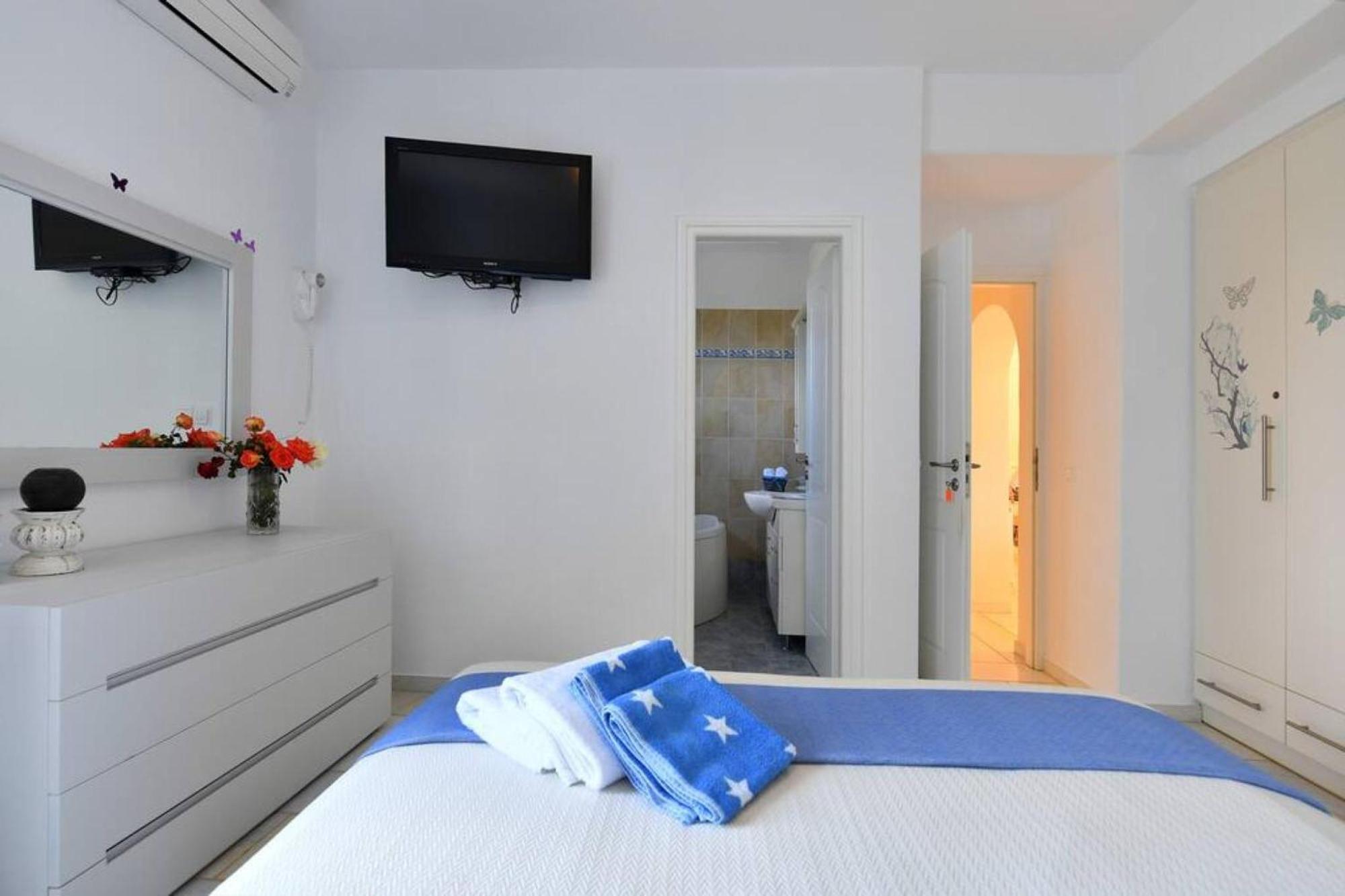 Villa Dionysos In Aliki Екстериор снимка