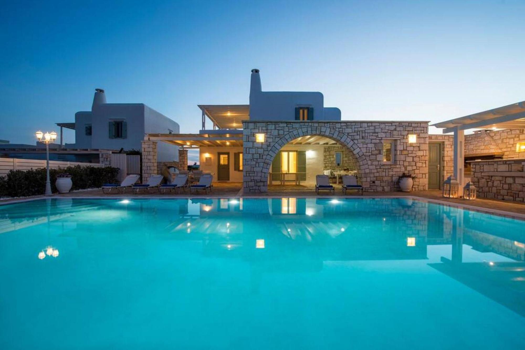 Villa Dionysos In Aliki Екстериор снимка